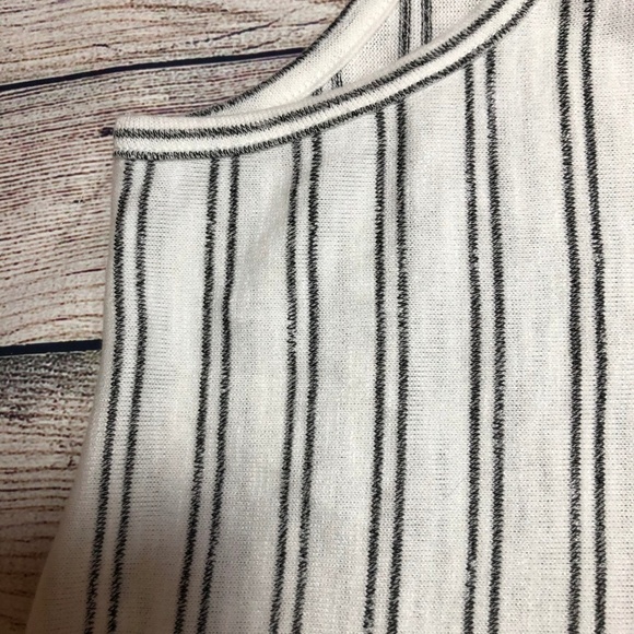 Tobi Black and White Stripped Halter Top Size S - Picture 3 of 7